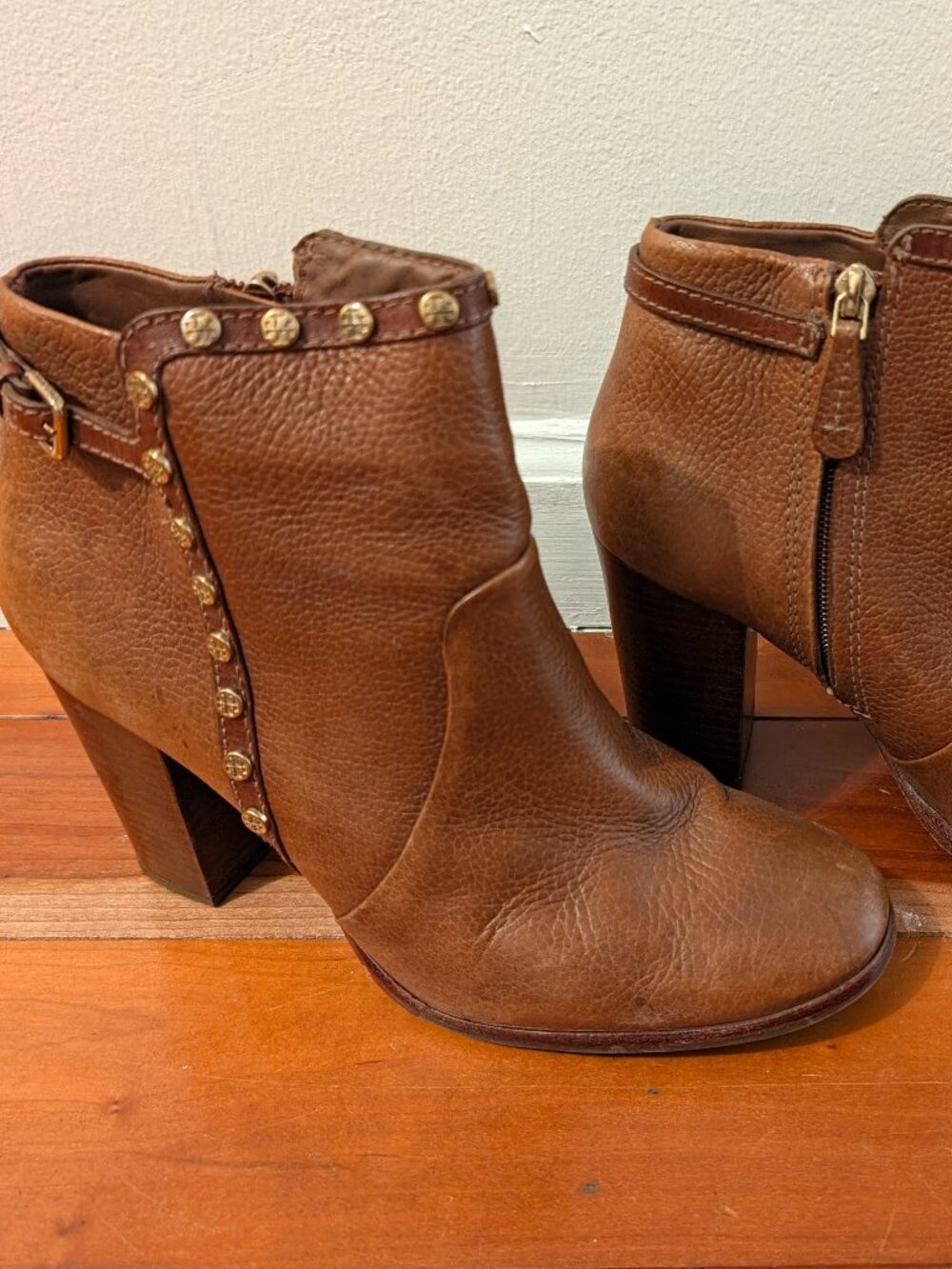 Tory Burch Women’s Brown Leather Ankle Boots – Size 10